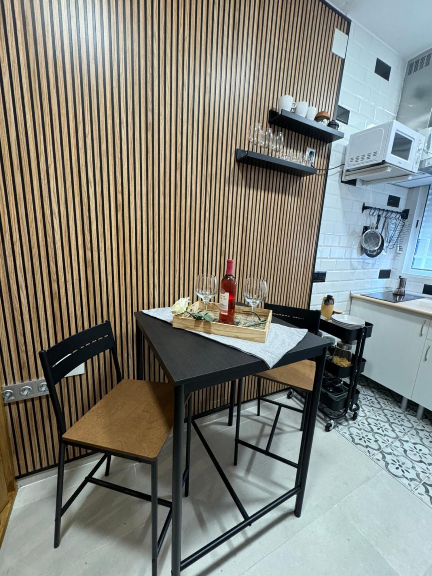 Vistalegre! Pequeno Y Fantastico Loft Cerca Del Metro Daire Madrid Dış mekan fotoğraf